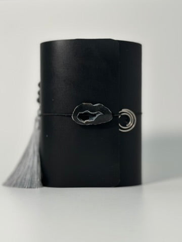 The Archive / Noir Trifold Journal  — Pocket