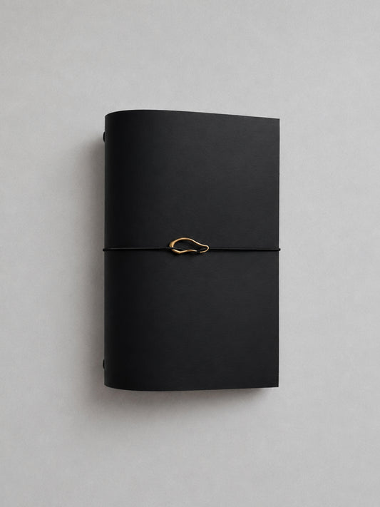 The Classics / Noir Journal  — XL
